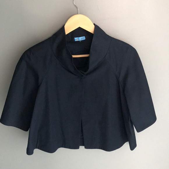 Theory Jackets & Blazers - Theory Blue Jacket/Shrug Top Size 10 EUC Navy